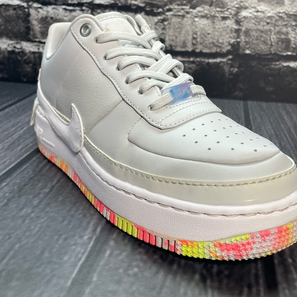 Nike Air Force 1 Jester XX Floral Print Womens 9 Platinum White AV2461-001 - Picture 16 of 16